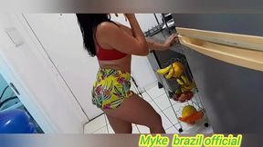 eu o vagabundo e minha namorada cibele pacheco a gente somos viciado em sexo a gente transou gostoso ela adora dar o cuzinho e adora tomar porra na boca