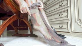 Tim at his mistress's feet MP4 (1920x1080) FHD