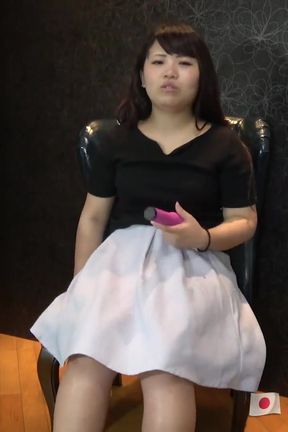 Chubby Japanese MILF enjoys toys and cock til creampie