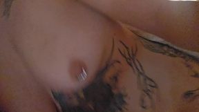 j ai mes regles, ce qui veut dire que je suis horny des le matin