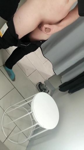 Got Horny in the H&amp;M Changing Room and Masturbated