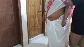 Local Desi Female Teacher Wearing Saree Blouse When a Student Enters Her Room & Fucks Her