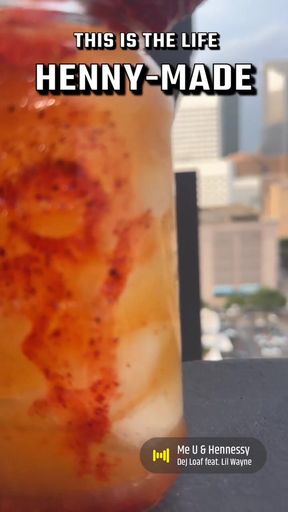 𝖳𝗁𝗂𝗌 𝗂𝗌 𝖡𝖺𝗋𝖻𝗂𝗂𝖾 𝖫𝗂𝖿𝖾 𝖧𝖺𝗉𝗉𝗒 𝖧𝗈𝗎𝗋 𝗈𝗇 My 𝟤𝟧𝗍h Floor Balcony