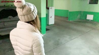 Redhead whore took cash for street blowjobs in her garage