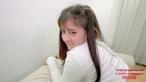 bailarina leva porrada e muita rola do soldado pincel