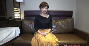 Japanese Milf Short Hair - Creamed in Office After Hot Interview Sexo