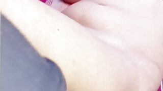 Hjemmelaget stor rumpe hore får fitta si spist og deretter knullet doggy style før hun dypere kuk