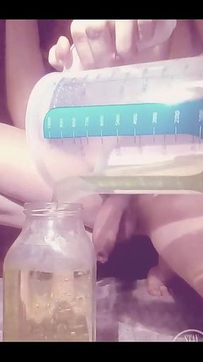 I Held My Pee for 15 Hours and It Was 1.5 Liters!