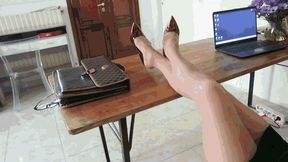 Her weekday 2 Tuesday WMV