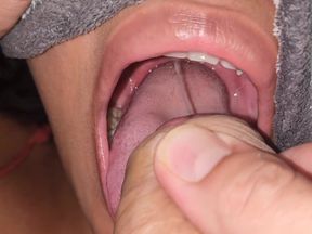 Giving piss juice and cum to my piss slave in the bed