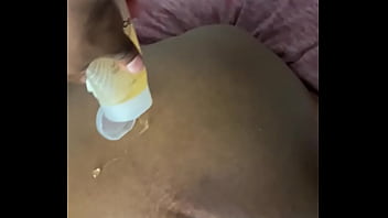 Massaging my pregnant girlfriend thick juicy booty