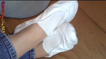 Fremde Gymnastikschuhe