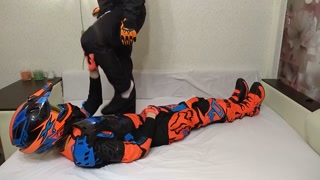 MX BIKER x TRACKSUIT PLAYS