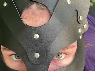 I nearly got caught drinking his urinate in public @for the end chase me on MYM