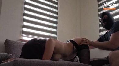 Hot wife sucks two big cocks in wild threesome twist