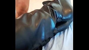 Posing my leather boots to a fetish daddy