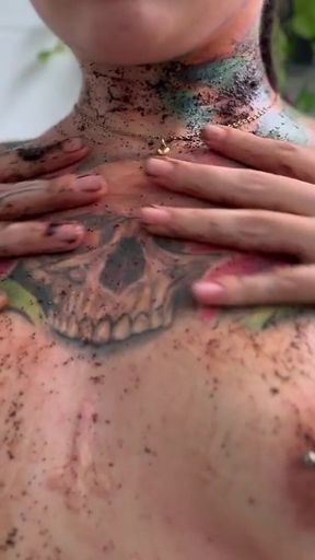 Alternative Girl Give You a Worship to Hairy Armpits