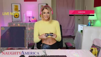 Emma Hix Takes on a Gamer's Big Cock in Passionate Hardcore