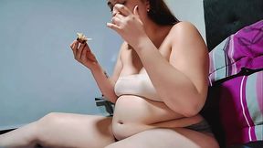 Nicole&rsquo_s Giant Burrito Stuffing &amp_ Soda Bloat