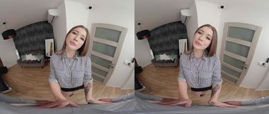 Real Estate Agent Goes All Out to Close the Deal in Virtual Reality Experience