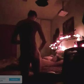 Amateur Young Couple Fuck Bareback on Christmas!