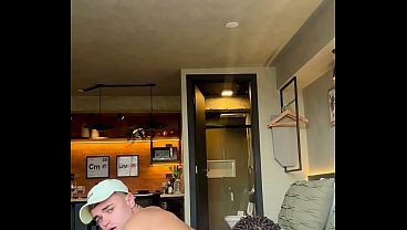 DEPOIS DE SENTAR GOSTOSO O PUTINHO QUIS TOMAR MEU LEITE