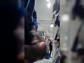 Dick flash to girl at the shop