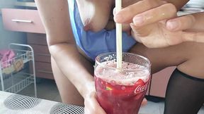 Scorching Hispanic stunner flaunts bald beaver, meaty posterior, and substantial knockers in a sizzling kitchen scene