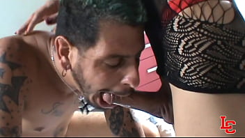 Dominant Tranny Fucking New Boy Cumming In His Mouth