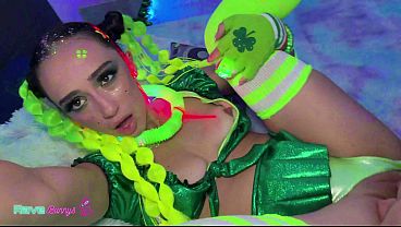 Playful And Bold Lily Jordan Owns The Night In A High-Energy Rave!