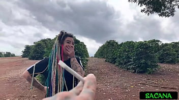 Amateur couple fucks in the coffee plantation