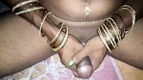 Hottie Muslim girl gets her cock sucked and played with in a steamy video