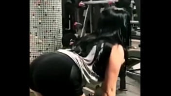 Ariel Winter gym clips