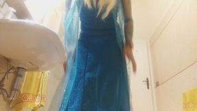 let it ...let it farts! elsa sing and farts for ya!