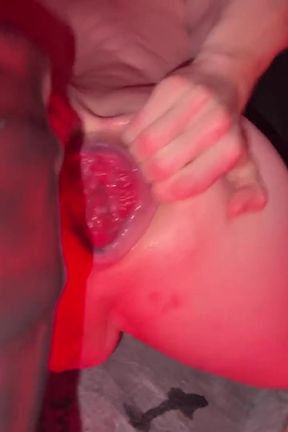 Wrecking My Ffriends Loose Hole