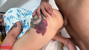 madura casada fazendo anal numa suruba com a amiga gordinha e dois machos