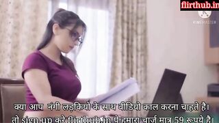 Ies Educated chick Ne Nokar Se Gaand Marvaayi