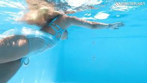 Watch Kitty seduce producer underwater in a hot pool milf porn clip