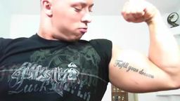 Dean Muscle Private Show