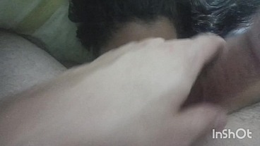 Cansado de ir al trabajo me follo a la vecina cuando mi esposa se va