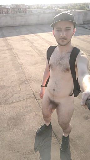 Must-see moment from "Nude walk in abandoned house Orta di Atella (NA)"