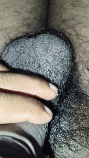 Kisko chahiye black land