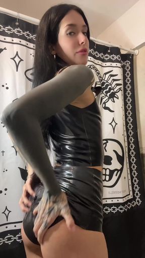 Femdom latex mistress takes control