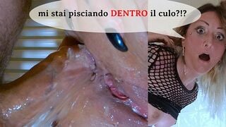 ANALE italiano con MILF ITALIANA matura: "PISCIAMI NEL CULO!" - "OK! Ma prima ti rompo il buco!"