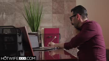 Gia DiBella's Married Bliss: Shared Wife Fucks Employee in Deepthroat Facial