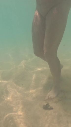 Naked in Paradise - Underwater Ocean Playtime