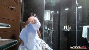 Filipina maid cant handle this foreigners big dick