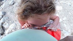 julia north & anita blanche public blowjob and public pissing