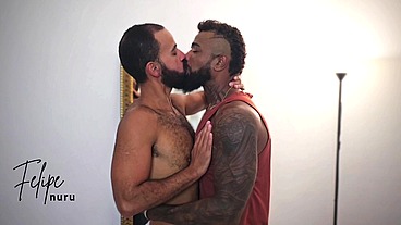 EMPINA O RABO NA MINHA FRENTE PRA VER O QUE ACONTECE