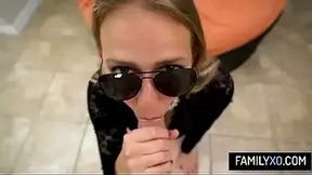 Curvy stepmom Jasmine Daze takes a BBC in the rear from her stepson
